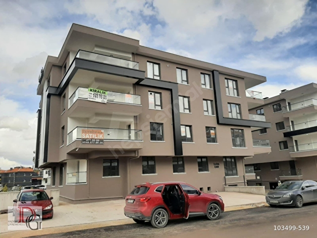Yenikentte Menderes mah. Cadde Üstü 3+1 100m2 Satılık Daire