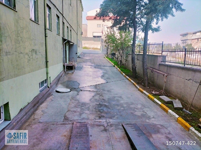 Esenyurt kiralık 2300m2 2 katlı depo imalathane tır girişli - Görsel 11