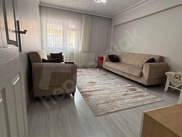 EV GÖRden ELVAN MAH . OKULLAR BÖLGESİNDE 3+1 |120 m2 | KATTA - Görsel 5