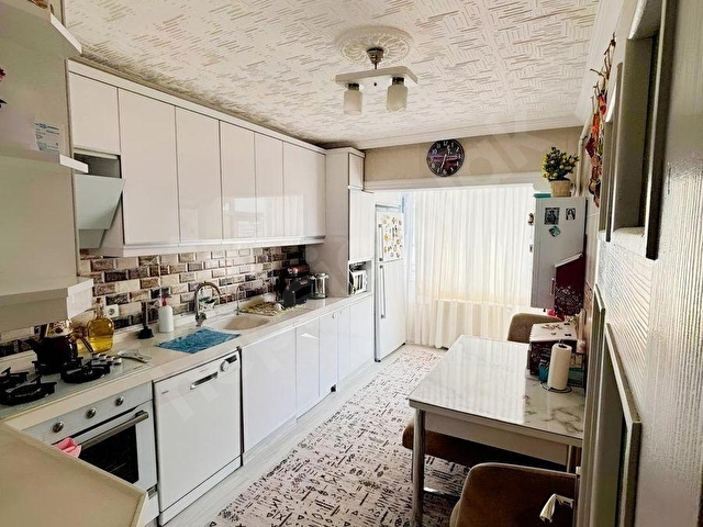 EV GÖRden ELVAN MAH . OKULLAR BÖLGESİNDE 3+1 |120 m2 | KATTA