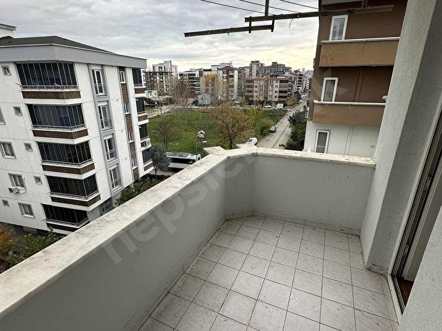 REELDEN TRAMVAY ALTINDA ANAYOLA 3.BİNA KİRALIK 3+1 DAİRE - Görsel 25