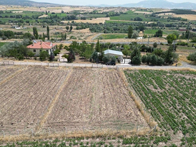 BATUHANDAN FATİH MAH 3 KATLI BÖLGE 950M2 TEK TAPU VİLLA PARSELİ - Görsel 3