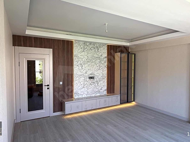 Y.BEYAZIT MAH. 3+1 LÜX YAPIM 120m² E.BANYOLU KİLERLİ EŞSİZ DAİRE - Görsel 4