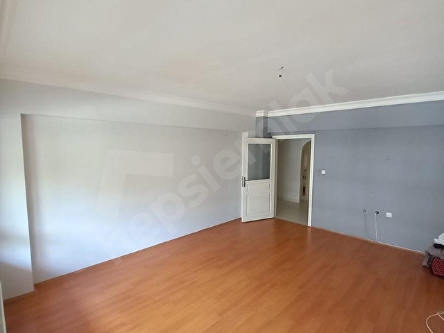 çiçekli mahallesinde 3+1 110m2 giriş kat ön cephe - Görsel 6