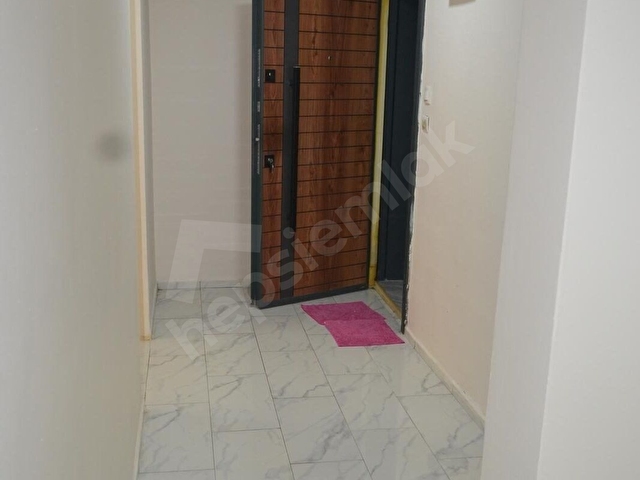 KARŞIYAKA GİRNE BULVARI YAKINI TADİLATLI BAHÇELİ SATILIK DAİRE - Görsel 16