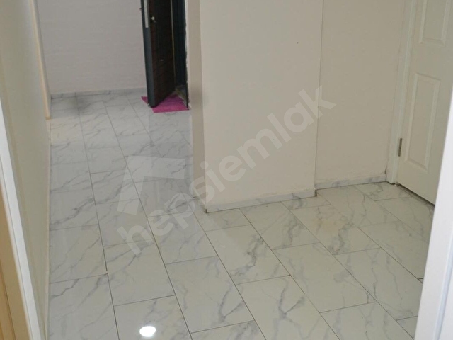 KARŞIYAKA GİRNE BULVARI YAKINI TADİLATLI BAHÇELİ SATILIK DAİRE - Görsel 17