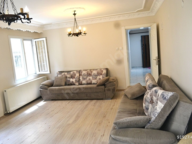 KARŞIYAKA GİRNE BULVARI YAKINI TADİLATLI BAHÇELİ SATILIK DAİRE - Görsel 2