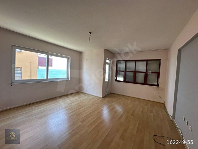 ALANYA OKURCALAR MAHALLESİNDE DENİZE SIFIR KİRALIK 2+1 AYRI MUTFAK DAİRE MÜSTAKİL DAİRE