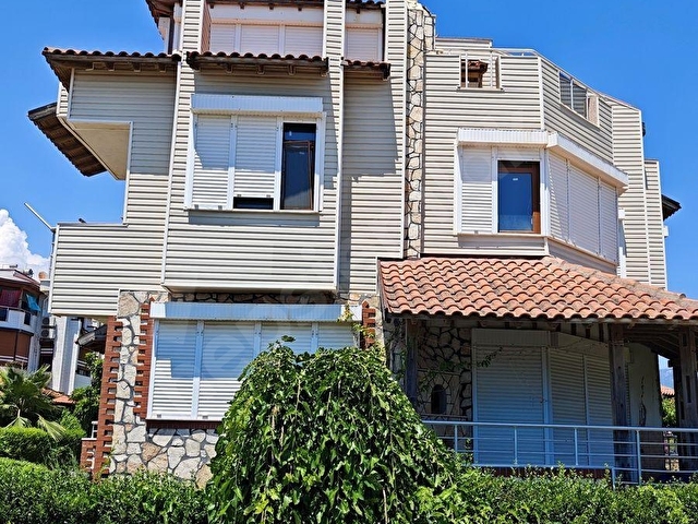 Antalya Mavikentte Sahile Sıfır, Önü Kapanmaz Kiralık Tripleks - Görsel 4
