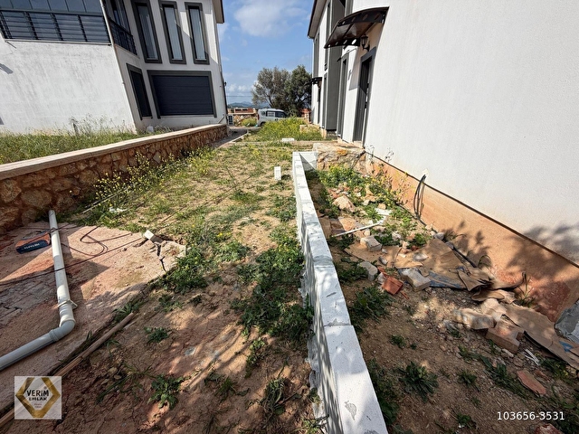 Seferihisarda:güneş Enerjili,Yerden Isıtmalı,Full Eşyalı Satılık 3+1 Villa - Görsel 2
