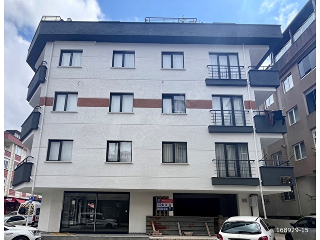 ÇEKMEKÖY MEHMET AKİFTE CADDE ÜZERİ 160 m² SIFIR KİRALIK DÜKKAN! METROYA YAKIN FIRSAT!