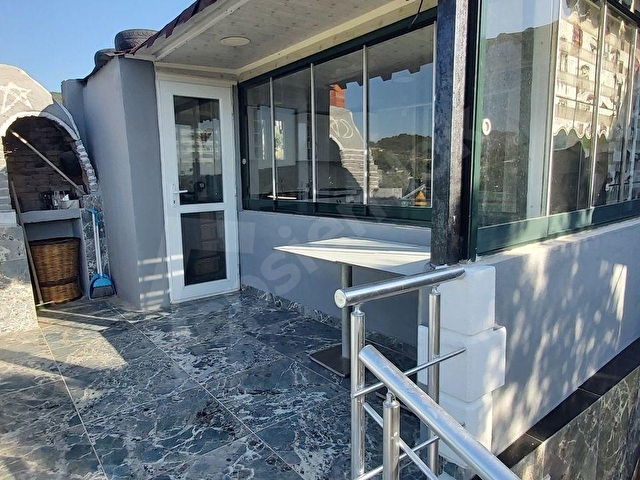 Ağaçlıda Havuzlu, Tek Katlı, Eşyalı, Müstakil Ev - Görsel 11