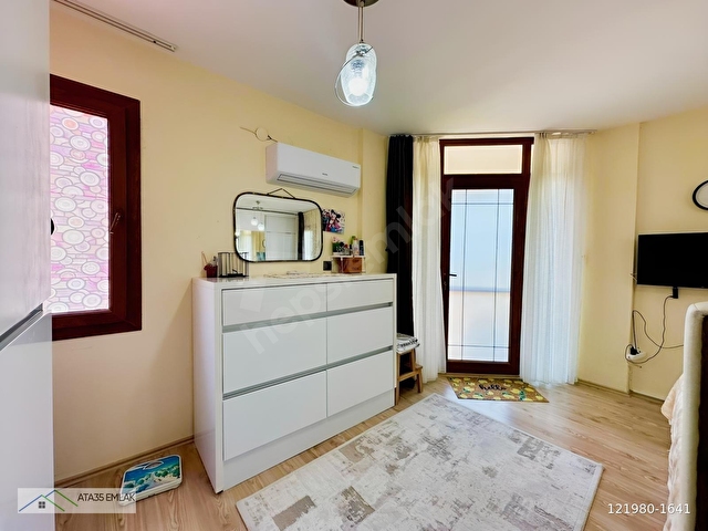 ATA35TEN FOÇA MERKEZDE HAVUZLU SİTE İÇERİSİNDE 3+1 KÖŞE VİLLA - Görsel 26