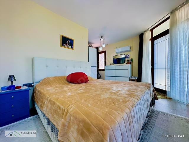 ATA35TEN FOÇA MERKEZDE HAVUZLU SİTE İÇERİSİNDE 3+1 KÖŞE VİLLA - Görsel 24