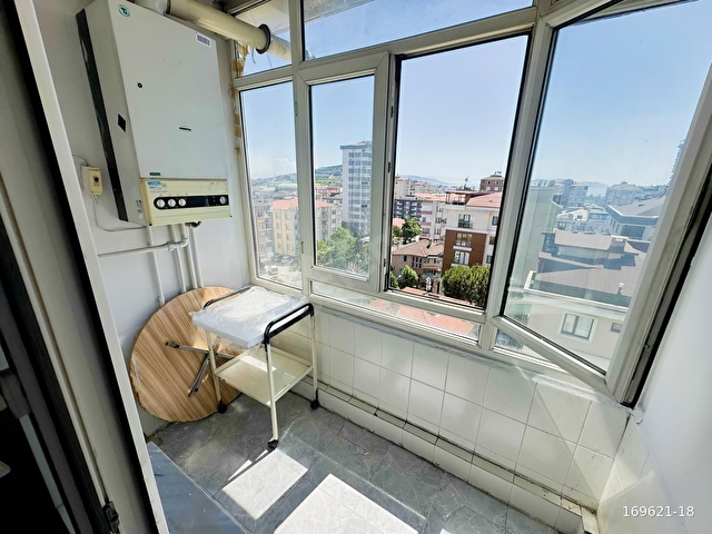 TOPRAK EMLAKTAN METROYA YAKIN KİRALIK 3+1 daire - Görsel 15