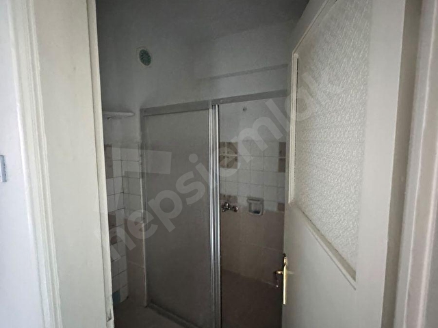 İSERA GAYRİMENKULDEN KEMER KÖPRÜ YAKININDA 3+1 KİRALIK DAİRE - Görsel 17