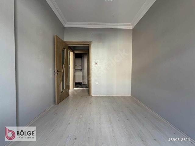 DARICA MERKEZDE SAHİLE VE ÇARŞIYA YAKIN 3+1 130 M² ARA KAT DAİRE - Görsel 15