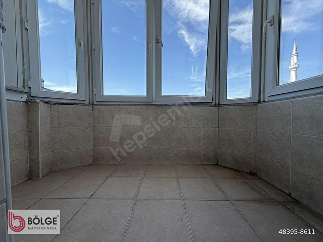 DARICA MERKEZDE SAHİLE VE ÇARŞIYA YAKIN 3+1 130 M² ARA KAT DAİRE - Görsel 9