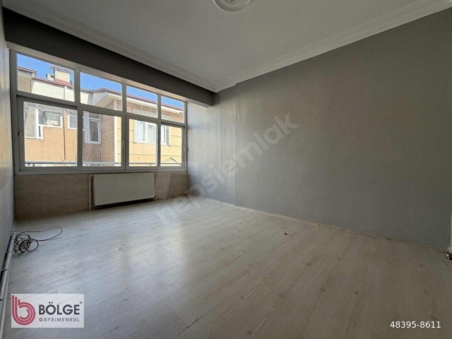 DARICA MERKEZDE SAHİLE VE ÇARŞIYA YAKIN 3+1 130 M² ARA KAT DAİRE - Görsel 18