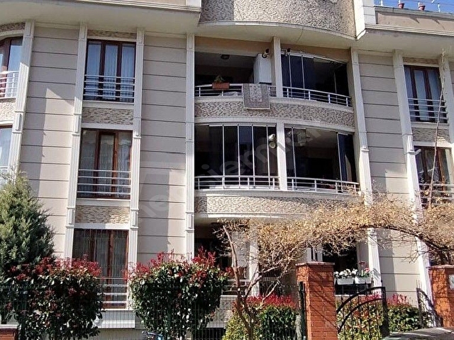 L. MERKEZ YENİ BİNADA FULL EŞYALI 2+1 90 M2 + 50 M2 TERASLI ABONELİKLERİ AÇIK TEMİZ FERAH DAİRE - Görsel 2