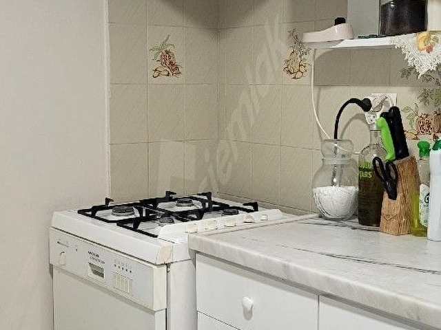 Barış Emlaktan Çandarlı merkezde full eşyalı çok bakımlı mutfak ayrı 2+1 daire. - Görsel 16