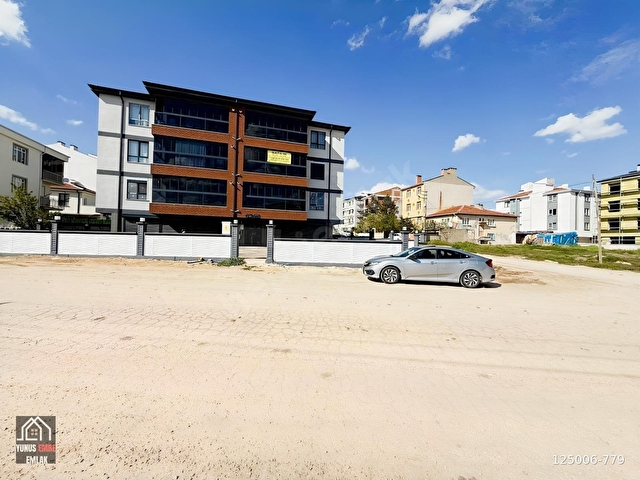 71 EVLER MAH. ŞEHİR HASTANESİ DİBİ ÖZEL GARAJLI LÜX 2+1 DAİRE - Görsel 2