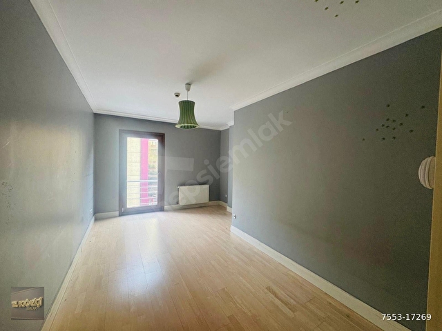KOZYATAĞINDA SİTE İÇERİSİNDE GÜVENLİKLİ, HAVUZLU 125m2 NET BOŞ DAİRE - Görsel 22