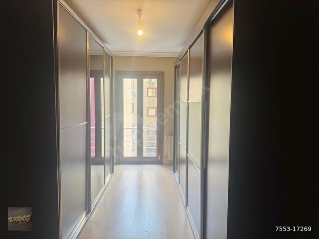 KOZYATAĞINDA SİTE İÇERİSİNDE GÜVENLİKLİ, HAVUZLU 125m2 NET BOŞ DAİRE - Görsel 18