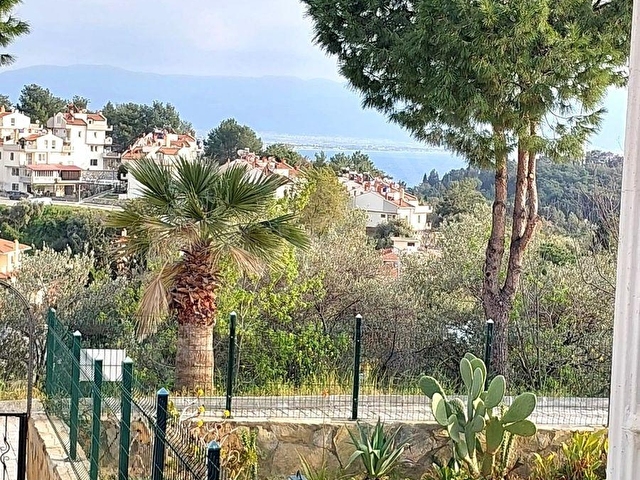 Denize 300 Metre Manzaralı Doğalgazlı 4+1 Villa - Görsel 6