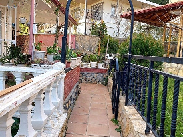 Denize 300 Metre Manzaralı Doğalgazlı 4+1 Villa - Görsel 17