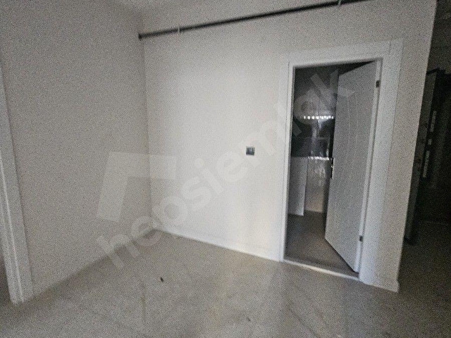 CARŞI MERKEZDE KİRALIK  OFİS  CARSIYA VE  BANKALARA VE BELEDİYE YÜRÜME MESAFESİNDE KİRALIK OFİS - Görsel 9