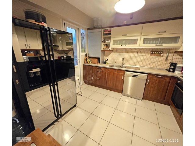 Karşıyaka Bostanlı Mahallesi 4+1 Kiralık Daire - Görsel 5