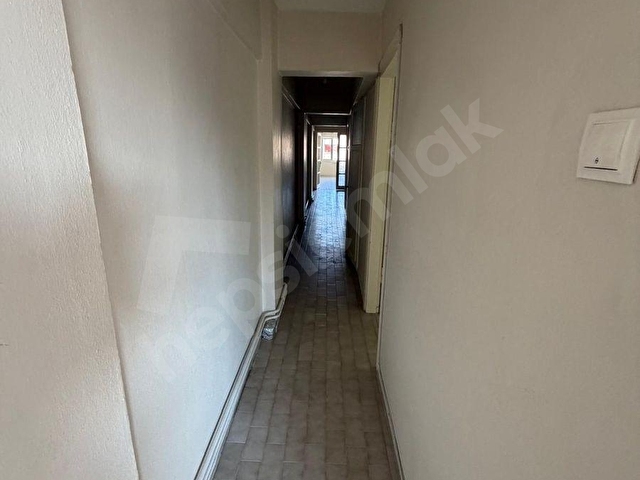 NERGİZ GİRNE CADDE ÜZERİ_İZBAN YAKINI_ÇARŞIDA 2+1 ASANSÖRLÜ - Görsel 23