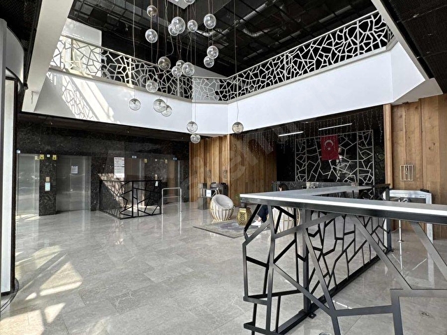 SABİHA GÖKÇEN HAVALİNANINA CEPHE 2200 m2 KİRALIK PLAZA KATI - Görsel 11