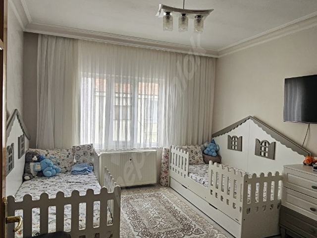 Kale Mahallesinde Merkezi Konumda Full Yapılı 2+1 Satılık Daire - Görsel 11