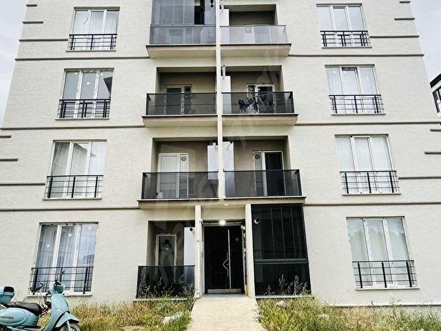 Silivri Mimarsinan Mahallesinde Sıfır Kiralık 2+1 Ferah Daire - Görsel 2