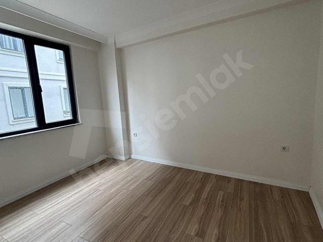 ARŞ YAPIDAN BAYAN AİLE VE BEKARA UYGUN 2+1 SIFIR KİRALIK DAİRE ! - Görsel 8