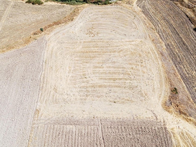 BATI PRESTİJDEN DOĞANKUŞ KÖYÜNDE SATILIK 3544 M2 FIRSAT TARLA - Görsel 6