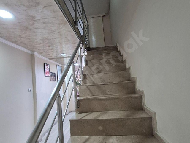 ÇARŞI MERKEZDE HÜRRİYET CD. ÜZERİNDE 160 M² SATILIK DÜKKAN - Görsel 11