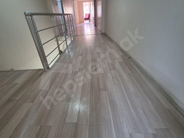 ÇARŞI MERKEZDE HÜRRİYET CD. ÜZERİNDE 160 M² SATILIK DÜKKAN - Görsel 12