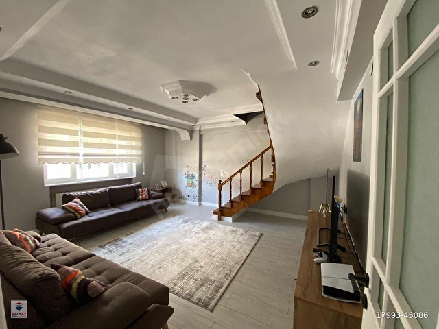 REMAX PRO İLKAYDAN GOP MERKEZ MAH. 5+2 DUBLEKS FIRSATI - Görsel 3