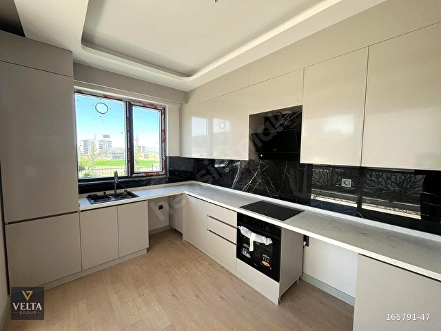 BAĞLICADA KAPALI OTOPARKLI ULTRA LÜKS YAPILI 4+1 SATILIK VİLLA - Görsel 24