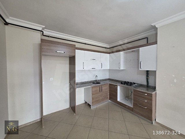 ÇARŞI MERKEZDE 2+1 3 KAT KİRALIK DAİRE
