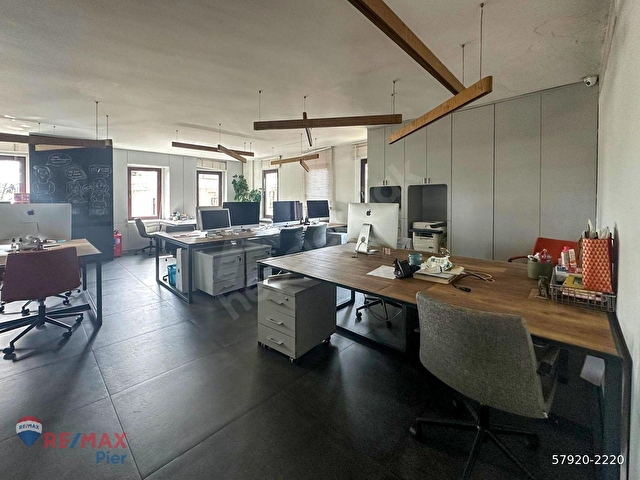 BEŞIKTAŞ’TA BOĞAZ MANZARALI, PRESTIJLI KONUMDA, 140 M² FULL DONANIMLI EŞYALI KIRALIK OFIS - Görsel 23