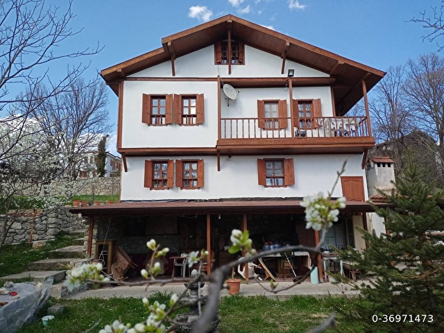 safranbolu bahce ici mustakil ev 0 36971473 hurriyet emlak