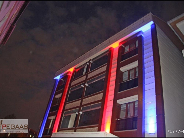 Avcilarda Bekarlara Ozel Metrobuse Yakin Esyali Lux Apart Odalar 71777 487 Hurriyet Emlak