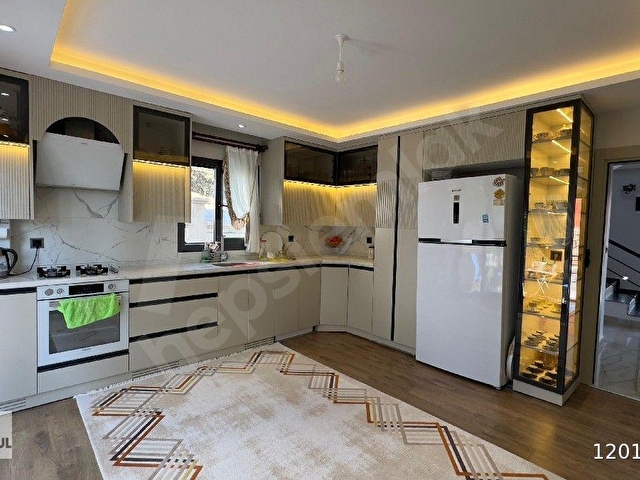RA GAYRİMENKUL KALEBURCU MH.SATILIK DUBLEKS 4+1 VİLLA