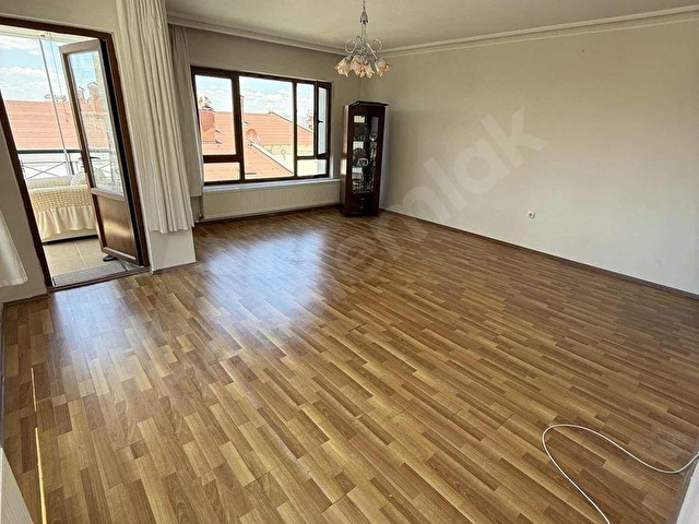 KEKLIK PINARI MAH ASANSÖRLÜ BİNA ARA KAT MANZARALI YAPILI 3+1 - Görsel 26