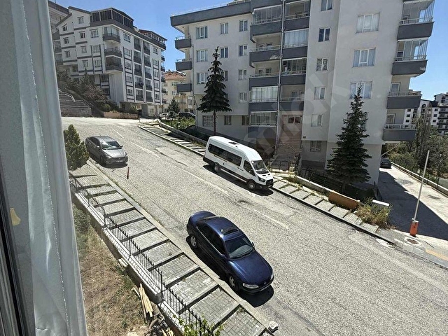 KEKLIK PINARI MAH ASANSÖRLÜ BİNA ARA KAT MANZARALI YAPILI 3+1 - Görsel 30