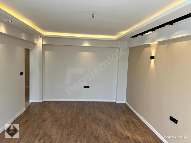 BALÇOVADA METRO YAKINI ASANSÖRLÜ TADİLATLI 3+1 SATILIK DAİRE - Görsel 2
